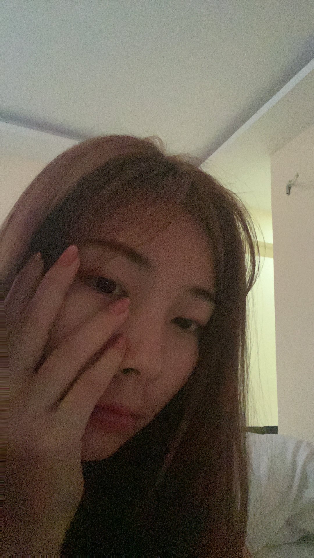 嗨,我是一个充满智慧和魅力的女性,在推特上寻找有趣的朋友,一起分享生活的点滴和激动人心的时刻!快来加入我的世界吧!下面的连接是的私人联系