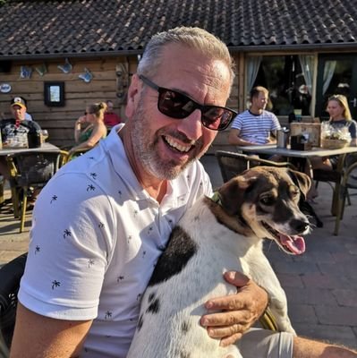Persoonlijke mening. Vader tweeling van 22 /❤️ miss C. / 🐕 Buddy /Senior Com Adviseur / Voorzitter motortoerclub MCZwolle / Triumph Tiger 1200