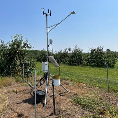 A growing network of weather & soil monitoring stations across Wisconsin. Funded by USDA Rural Partnerships Institute and Wisconsin Alumni Research Foundation.