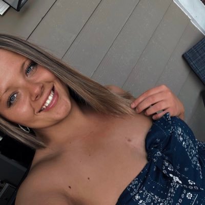 mady_0315's profile picture. 