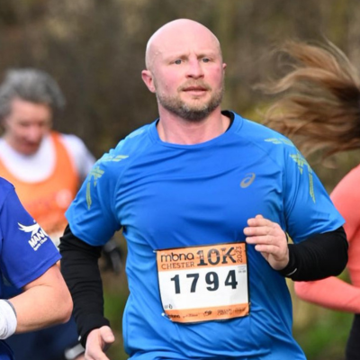 Hi, I'm Gareth. I run marathons to raise donations for and awareness of Sarcoma  - a rare form of cancer that has claimed the lives of two of my friends.