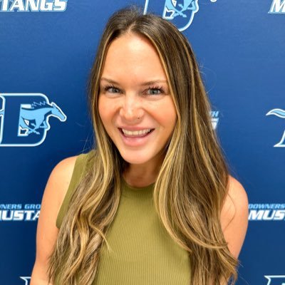 PE & Health Teacher at Downers Grove South High School. Mom to Benny & Parker! Small business owner. Elmhurst University 🥎. Loves a good game of pickleball.