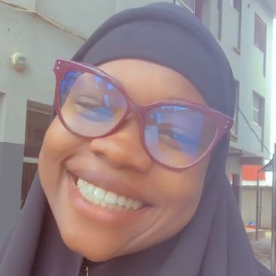 Muslimah🧕
Accountant👩‍💼👩‍🎓
FashionDesigner💃😘
NYSCcampkitseller @Agunbanirobrand 🛍️
MiniImporter🛍️
Herfather'sDaughter👨‍👧
CHELSEA⚽💙