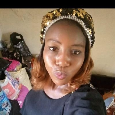 F0lx84aSS934146's profile picture.