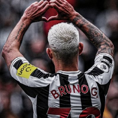 Evel_Knievel73's profile picture. Bones heal, Chicks dig scars, Pain is temporary, Glory is forever 

Evel Knievel.