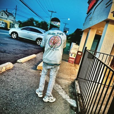 CapitollJonez's profile picture. .MODE. BRAND #BillsMafia #PeacefulViolence #Studio886