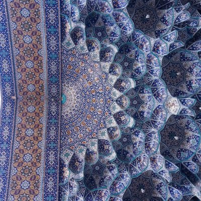 دختری در تهران، همسر، مادر، متولد یکی از شبهای بهمن:)