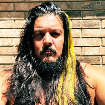 tom_tobar's profile picture. Husband | Father | Code 👨🏽‍💻