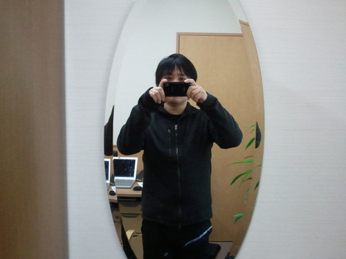 안녕하십니까? 한국 음식이나 음악을 좋하해서 한국어를 공부하고 있습니다.일본에서 살고 있는 35살, 개념있는 남자입니다.이혼남입니다.트윗하면서 한국어공부를 하고있습니다.일어공부는 언제든지 얼마든지 도와드립니다.화이팅!
