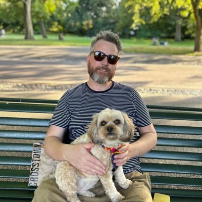 Co-Founder @thepackpet and Co-Founded @vevolution_. Husband to Judy, Dad to Caspian & dog parent to Blossom. Tweets mostly Arsenal, startups, dogs, eco stuff🌱