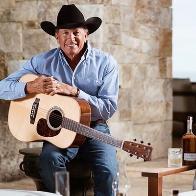 The Official Twitter of Georgestrait.
#HonkyTonkTimemachine Out Now!