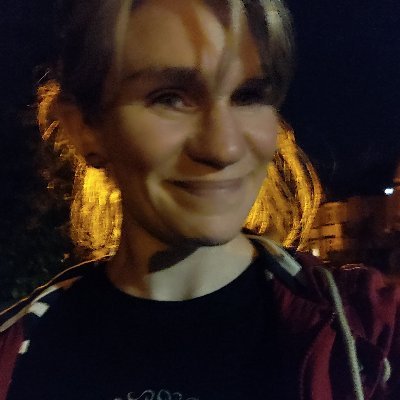 NiamhScullion8's profile picture. 