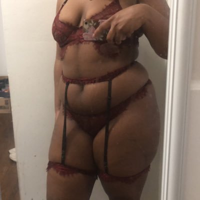 23 Bi Ebony Content Creator💕 | I show face in content | Dms open for buyers only | MDNI | Backup account for @Jadeonfire__