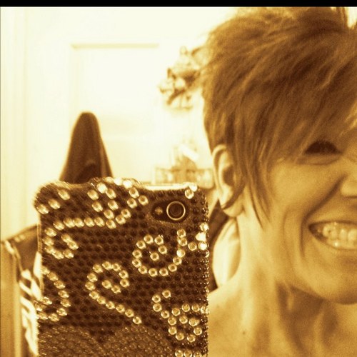 rockinhair7's profile picture. Hair Salon owner in San Francisco. Born in East L.A. ~Dreamer all the way.~ Artist. ✨ Queen of Hearts❤️  #RESIST #RESIST #RESIST