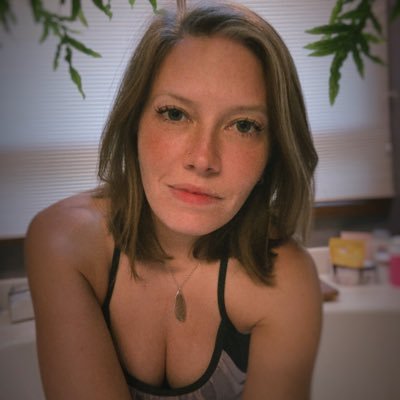 Fetish content maker and appreciator.
Owner of a dirty and nerdy mind.
NSFW 18+ only
Wife of Zen (@zentickling) https://t.co/TRbVt6NdrP