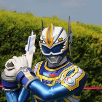 閃空戦士 オオルリサンダー (@oorurisaber) 's Twitter Profile