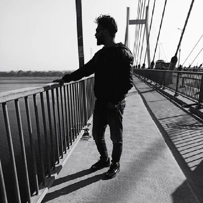 sam8eer's profile picture. |Book Reader| |Learning Trading| |Fitness Freak| |Movie Review |
There is No Tomorrow |

जो तेरे सबसे खास🤝 हैं, वहीँ जहरीले सांप🪱हैं।