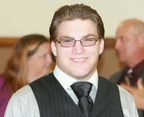 blue eyes, 5'7,  170lbs, built, like the outdoors, easy to get along with, ask me and you shall learn