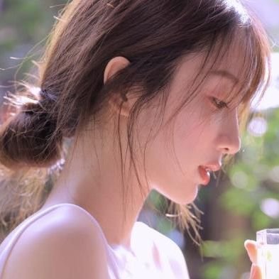 JiaoShiumi18782's profile picture. 25歳独身旅行、写真、歌、ダンスが好きです。ポルノは好きではありません。成熟した人と友達になるのが好きです。フォローしてくれたら返事します。