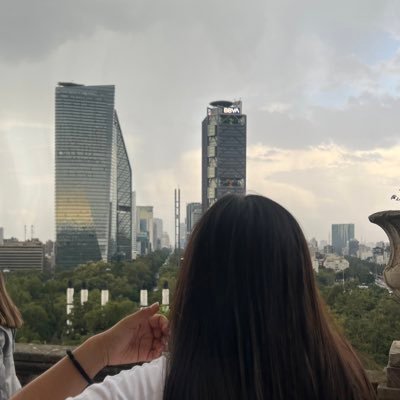 KarinaSamara's profile picture. Muchas cosas por decirnos