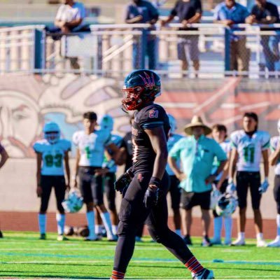 |Palos Verdes High school 26' |6'2.5 235lb| DE/ATH🇳🇬| 3.87 GPA| Bench:405 Squat:505 Power Clean:265 | https://t.co/UI3yp8GbKb   IG:dabe.nw