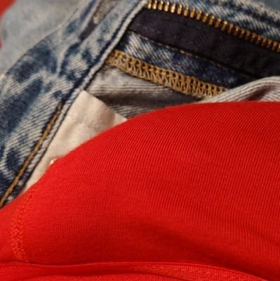 bbt69top's profile picture. I enjoy long sessions with twinky Asian bottoms who love a mature BWC pounding them mercilessly