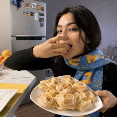 dewianika072192's profile picture. strong woman