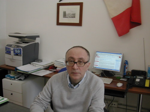 ex direttore didattico a Pavone Canavese 
vicedirettore del sito https://t.co/5mkG5wWLDO