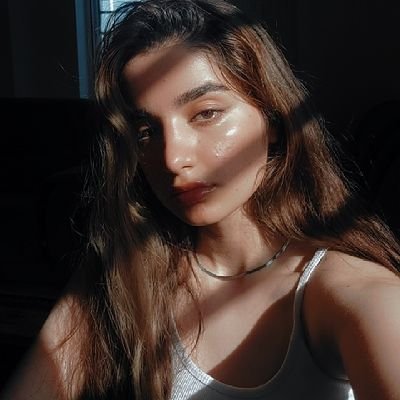 theyasamannnn's profile picture. زندگی خسته کند گر همه یکسان گذرد.