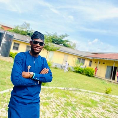 Lover of God❤️|La Mhiship|Chemist🧪|Chelsea fan💙|Arewa king👳|OBO🙌