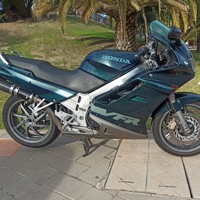 Carlos Gonzalez Profile