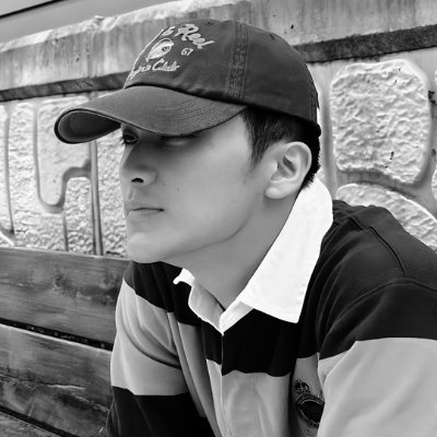 𝐅𝐀𝐍𝐀 — KEJAT! Lihat lamat-lamat, Juang! Satu sisi memendam makna kukuh ketat, sementara lainnya adalah pincang cacat. Bahadur sepertimu harus yang pertama.