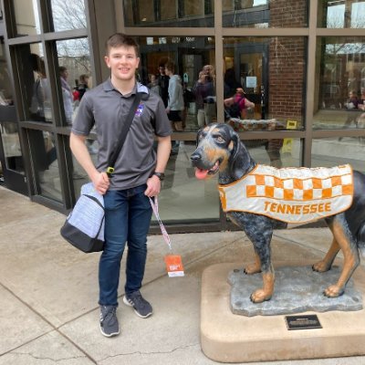 University of Tennessee student journalist @UTKDailyBeacon #Vols | Past: @NPostSports @yardbarker
Loving Jesus and working hard. John 15:18-27