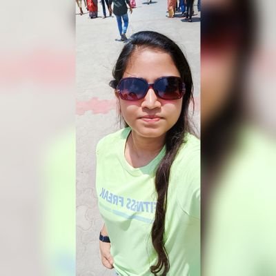 22yo | I put the win in Vineeta š« | Engineer šŖ| Writer āļø| Quizzer āļø