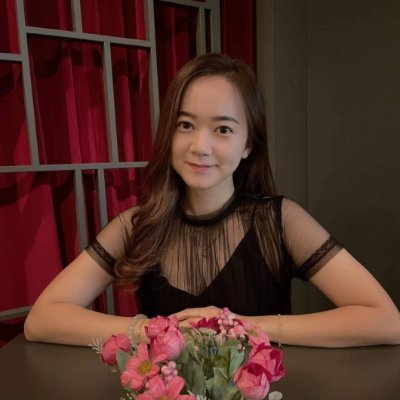 Hello, my name is Tina Lee and I am very happy to have the opportunity to introduce myself to you. I am an optimistic and cheerful person who is always positive