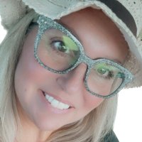 Rachel Taylor ~Align Right Realty~(@AlignRight_Rach) 's Twitter Profile Photo