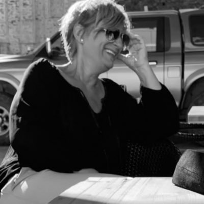 CBradaschia's profile picture. lectrice compulsives, insomniaque a mi-temps, RRF CH Bastia 🩷