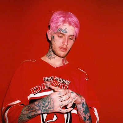 just a 16 year old mf who post 'bout his minecraft random add-on and other stuff | HUUUUUGE lil peep fan! love playing on guitar. fav peep song is shelter
