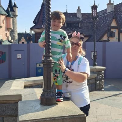 NatStu2018's profile picture. ❤️ Mammy to Elliott ❤️ Married to my best mate ☺️