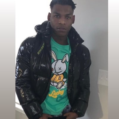 Tap in with me. Real lyrics in my songs. Run my numbers up on my YouTube, subscribe and like. ig:@1way1wayquis