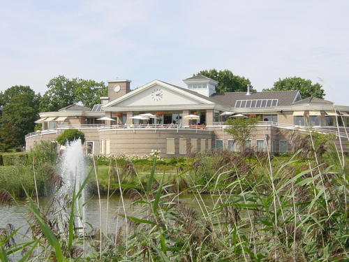Best Golf, gelegen in het mooie zuidoost Brabant met een magnifieke 18 holes A-status baan. Ervaar Best Golf en geniet van onze gastvrijheid...