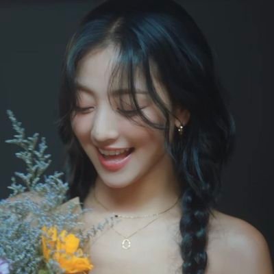 20y, ela/dela
Ot9 collector- Twice (utt jihyo)
💜💫