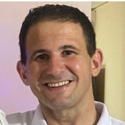 Exa Goethe. Lic en Administración -UCA Especialista en Administracion de Empresas - UCA.Conductor de @eltoquepy_