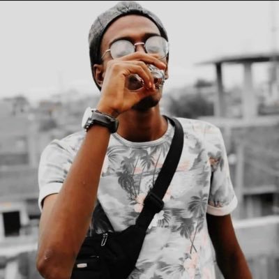 wd3loom11's profile picture. U of k Eco 🤟🏻