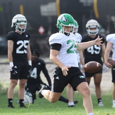 KlestinskiSam's profile picture. P/K @undfootball