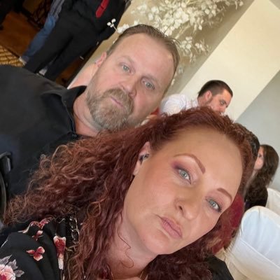 MelissaCoviell1's profile picture. I'm mom of 4 boys, 2 bonus daughters, 1 daughter in law, 3 grand babies. I am invested in politics, education, universal healthcare & my family &  Pentatonix!