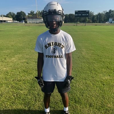 “Student Athlete” Football || basketball || Track Class of 2024📚|| 5’7 || West Memphis Christian (RB/ SLOT WR)|| GPA=3.5 || Instagram: a2mre_