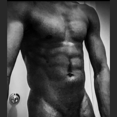 18+Sensual Dominant🪢| Bull | Masseur| Content creator📸 |🙌🏾🍑whisperer & your favorite hedonist😈📍Bay Area| https://t.co/XYV3QOnudJ |DM for Collabs