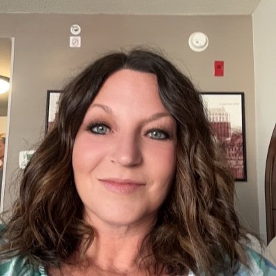 MissiCisle34514's profile picture. 