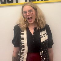 Christina Vogler(@MissVoglerMusic) 's Twitter Profile Photo